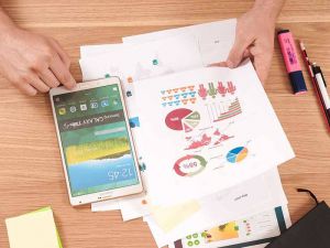 曝穆帥受夠了！逼曼聯(lián)簽約 他不想被范加爾耍