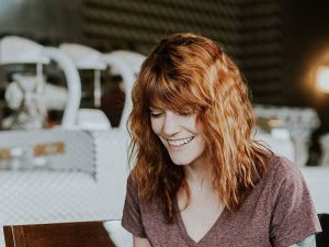 內(nèi)線小將強(qiáng)悍防守獲比帥點(diǎn)贊：一戰(zhàn)可見他未來(lái)